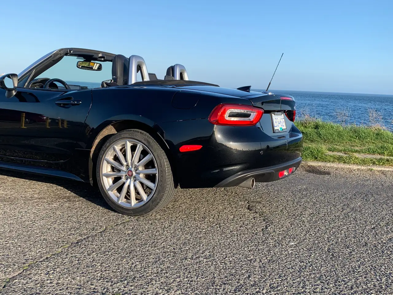 Fiat 124 Spider снимка Fiat 124 Spider