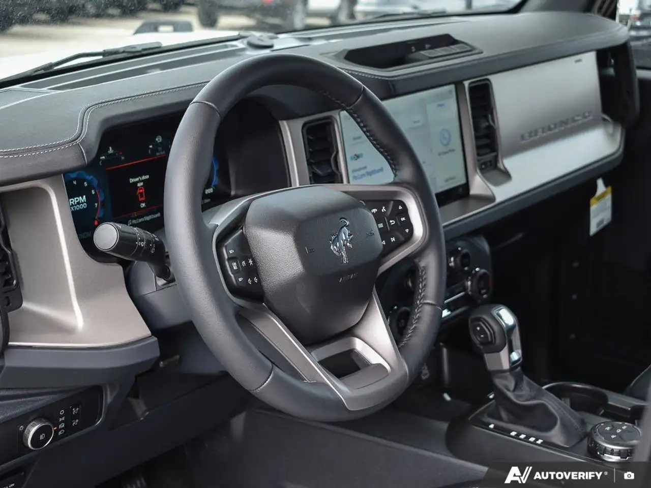 Ford Bronco снимка Ford Bronco