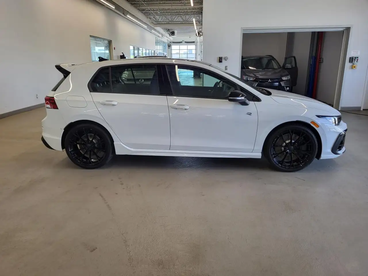 Volkswagen Golf R снимка Volkswagen Golf R