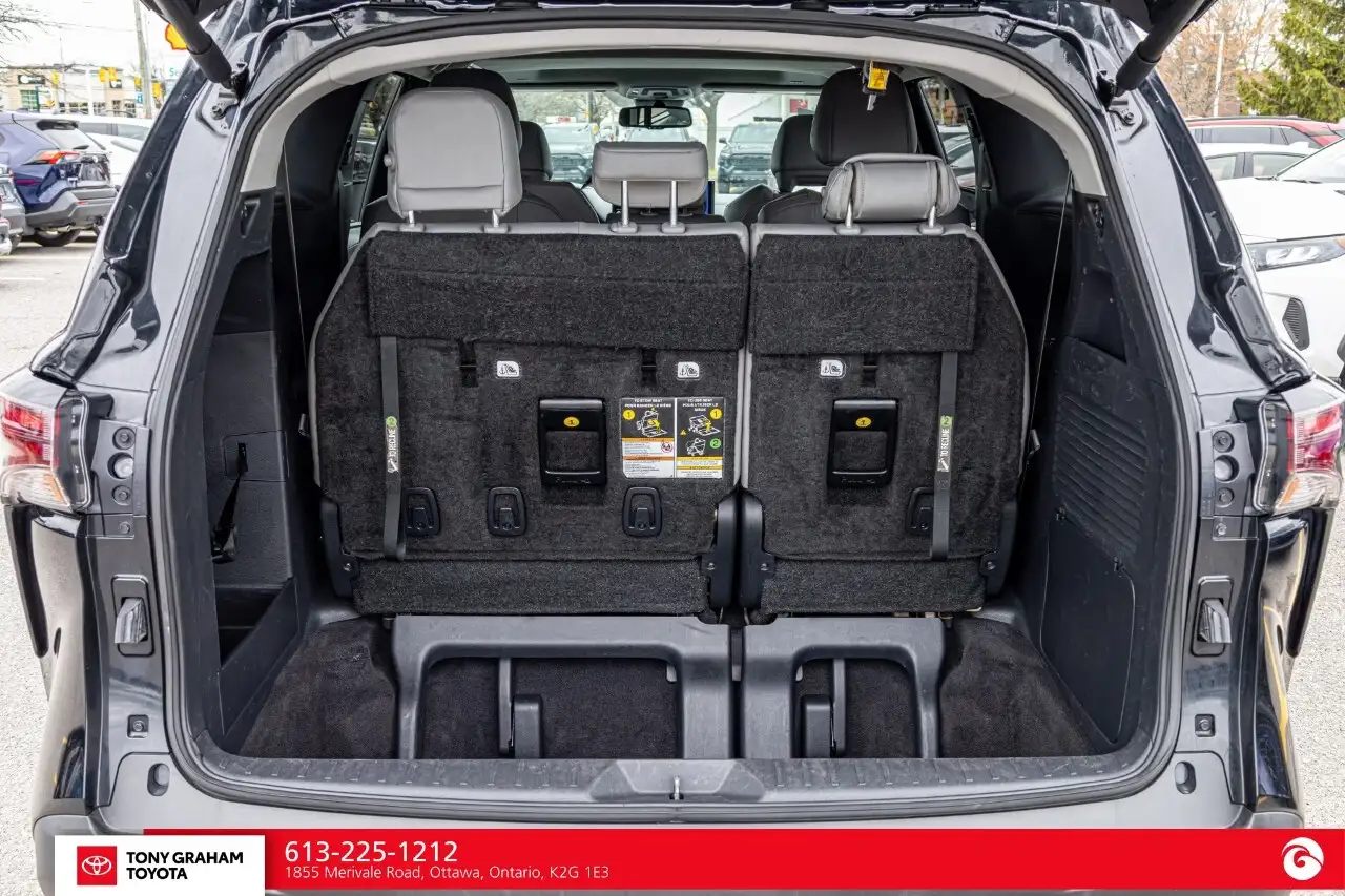 Toyota Sienna fotografie Toyota Sienna