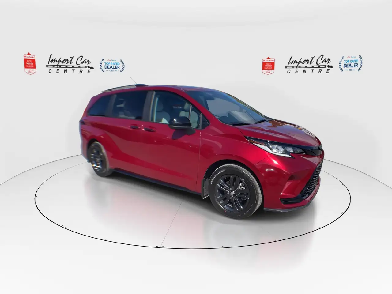 Toyota Sienna снимка Toyota Sienna