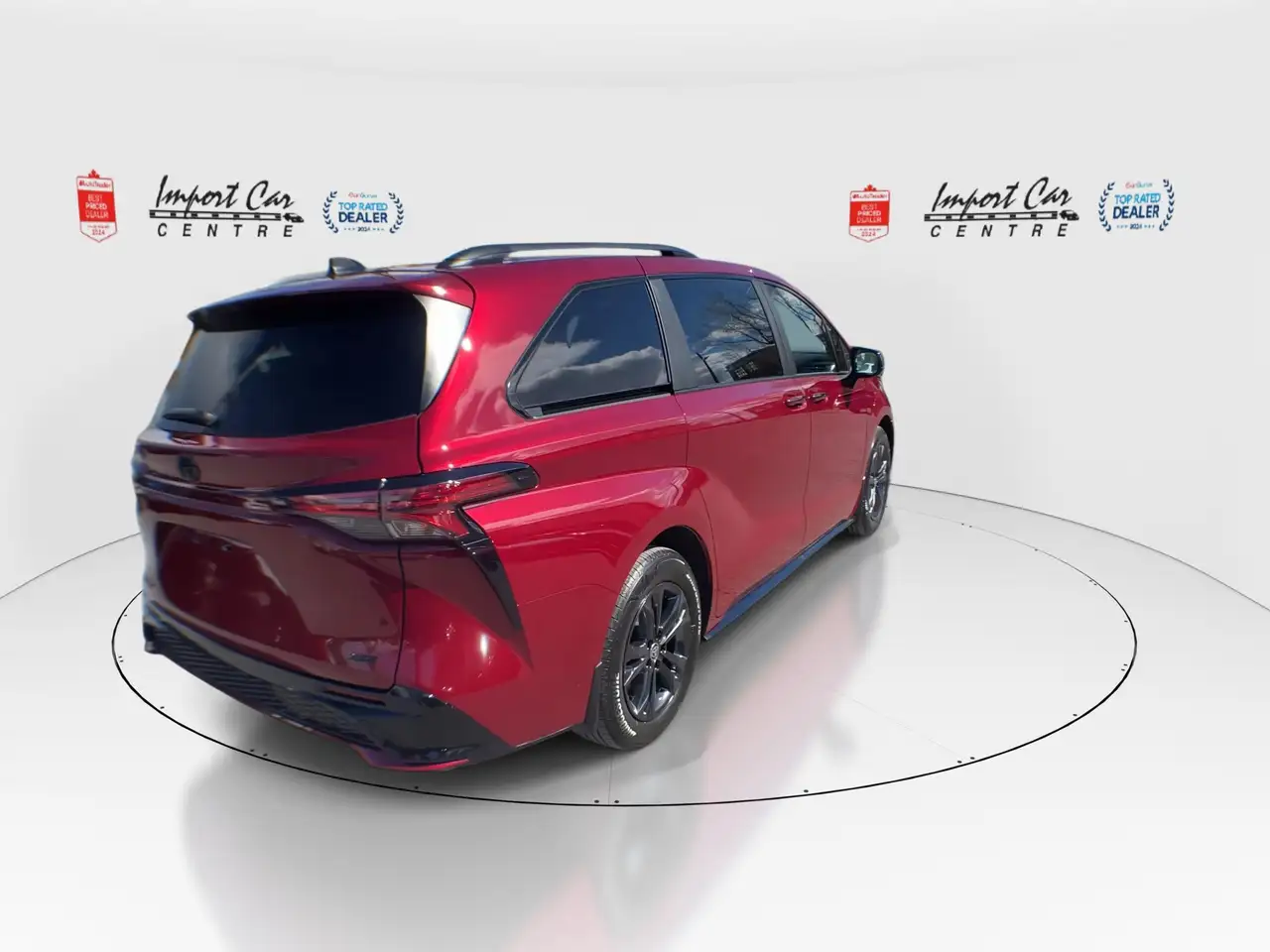 Toyota Sienna снимка Toyota Sienna