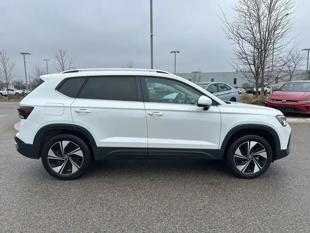 Volkswagen Taos снимка Volkswagen Taos