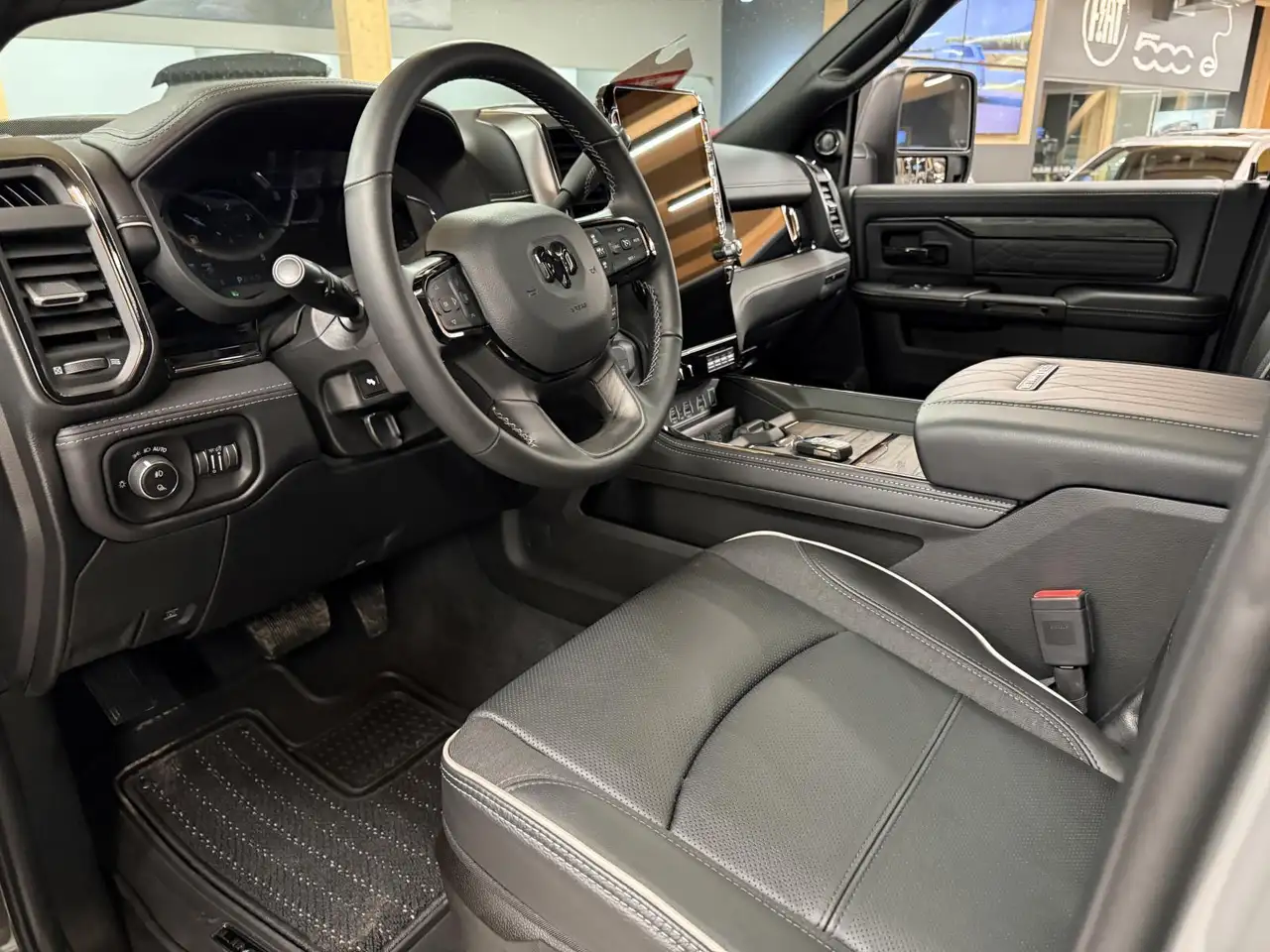 RAM 2500 fotografie RAM 2500