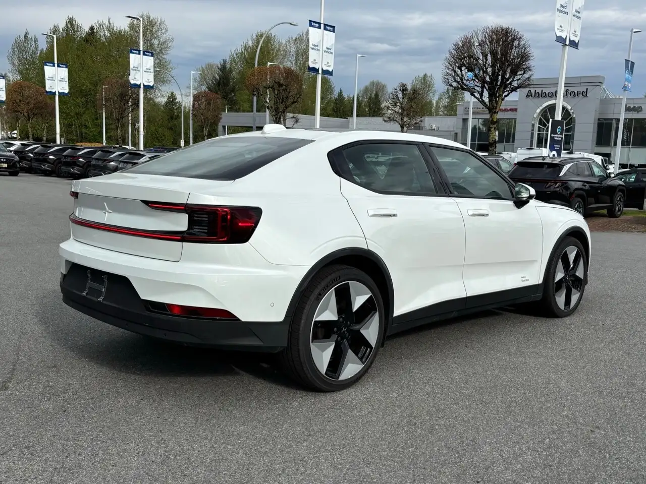 Polestar 2 снимка Polestar 2