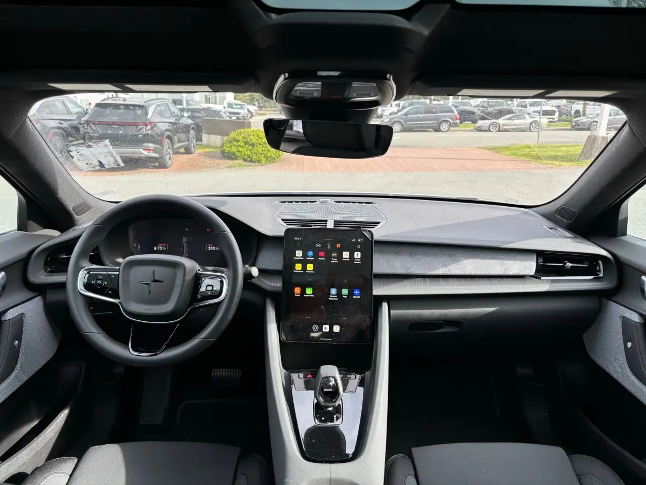 Polestar 2 снимка Polestar 2