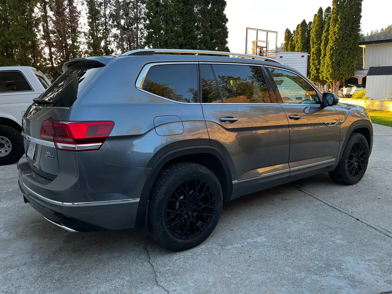 Volkswagen Atlas снимка Volkswagen Atlas