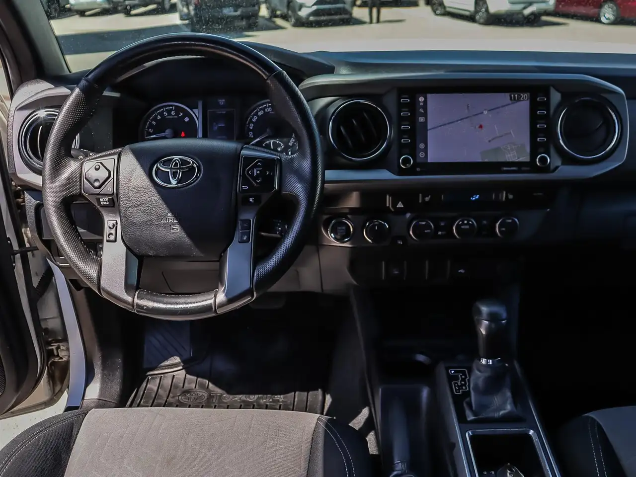 Toyota Tacoma снимка Toyota Tacoma