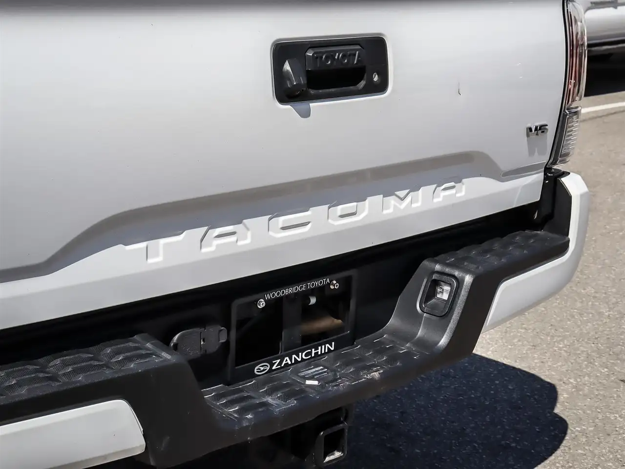 Toyota Tacoma снимка Toyota Tacoma