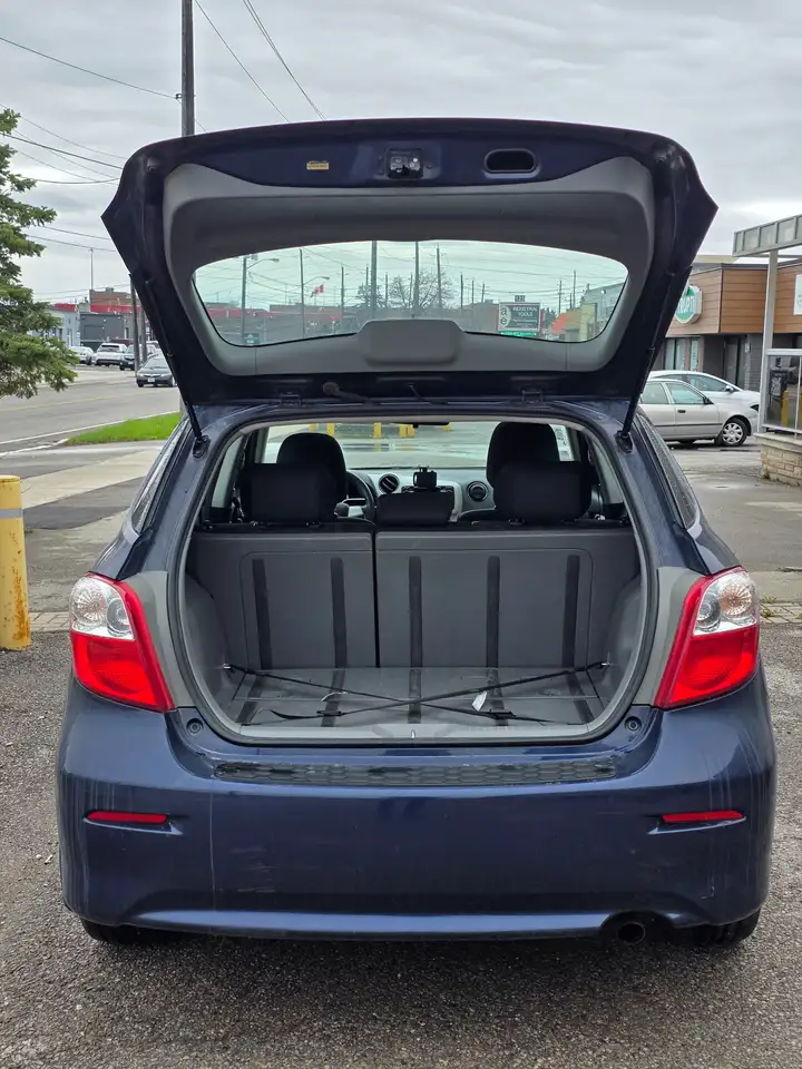 Toyota Matrix снимка Toyota Matrix