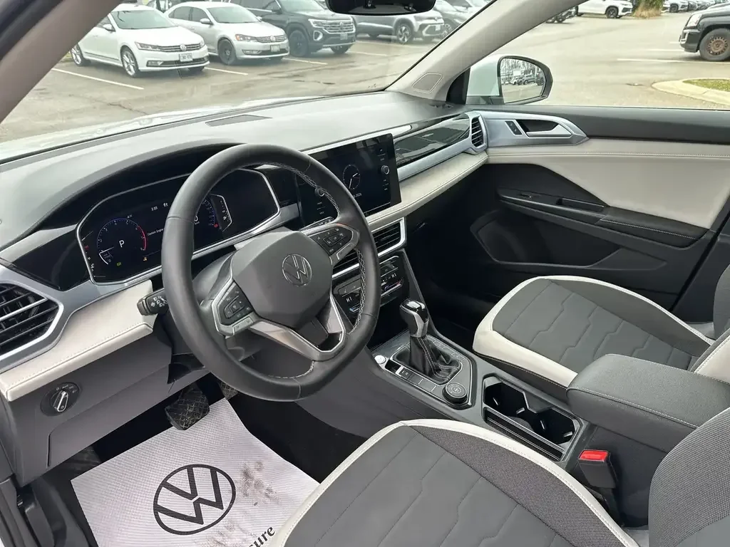 Volkswagen Taos снимка Volkswagen Taos