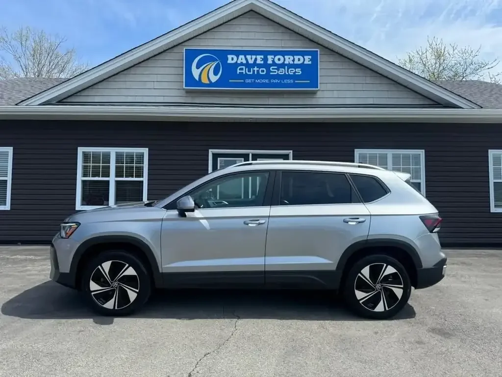 2025 Volkswagen Taos