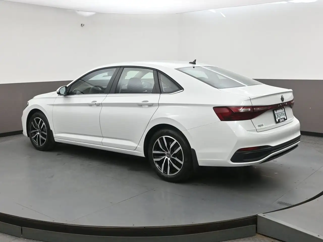 Volkswagen Jetta снимка Volkswagen Jetta
