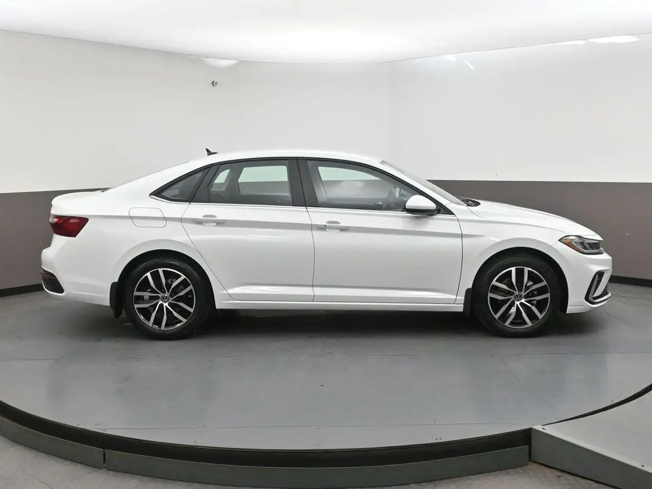 Volkswagen Jetta снимка Volkswagen Jetta