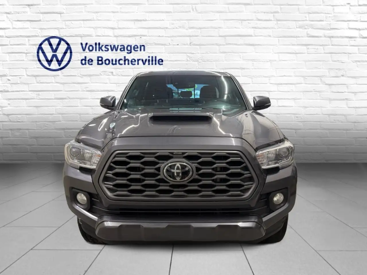 Toyota Tacoma снимка Toyota Tacoma
