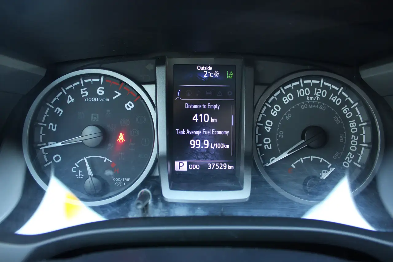 Toyota Tacoma снимка Toyota Tacoma