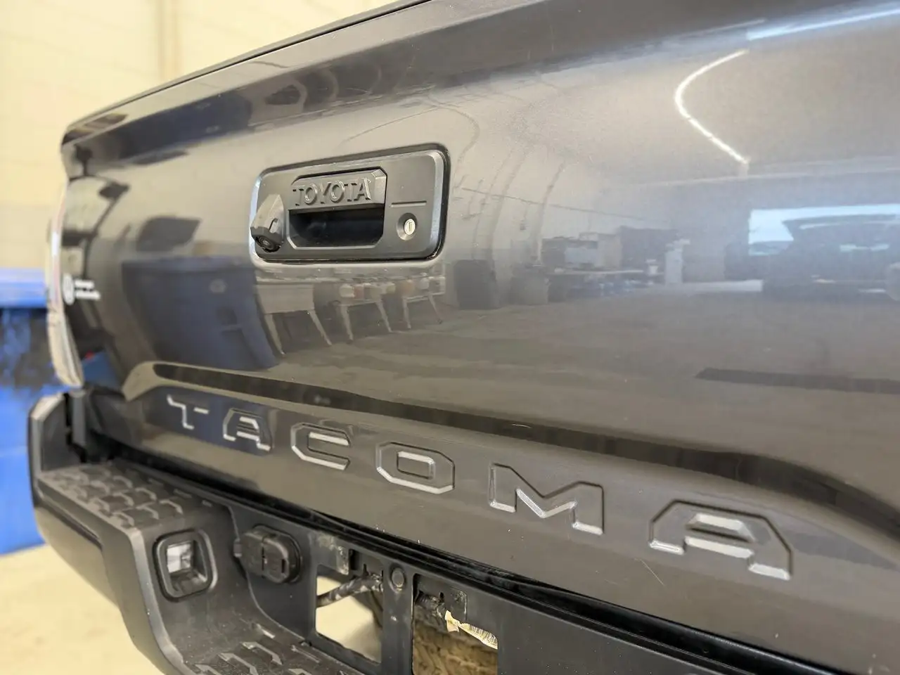 Toyota Tacoma снимка Toyota Tacoma