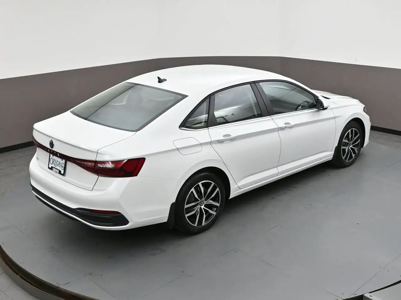 Volkswagen Jetta снимка Volkswagen Jetta