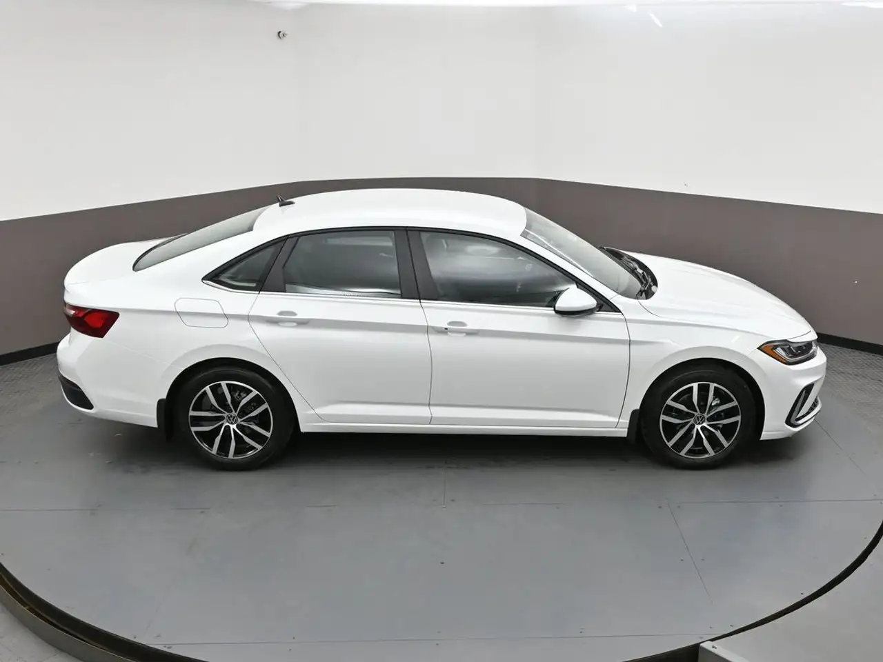 Volkswagen Jetta снимка Volkswagen Jetta
