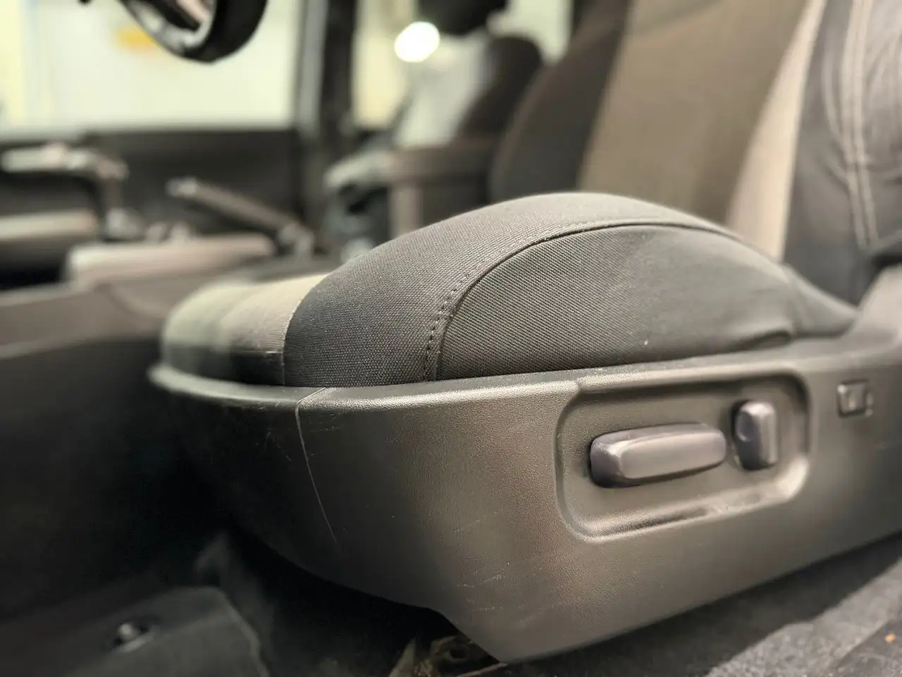 Toyota Tacoma снимка Toyota Tacoma