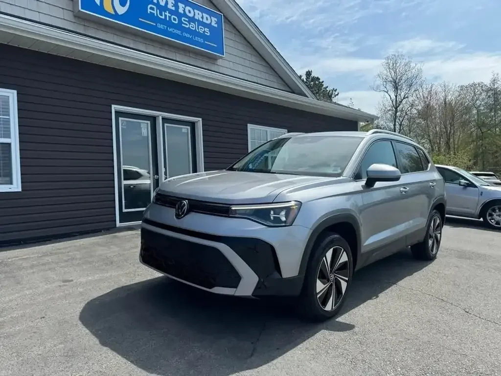 Volkswagen Taos снимка Volkswagen Taos