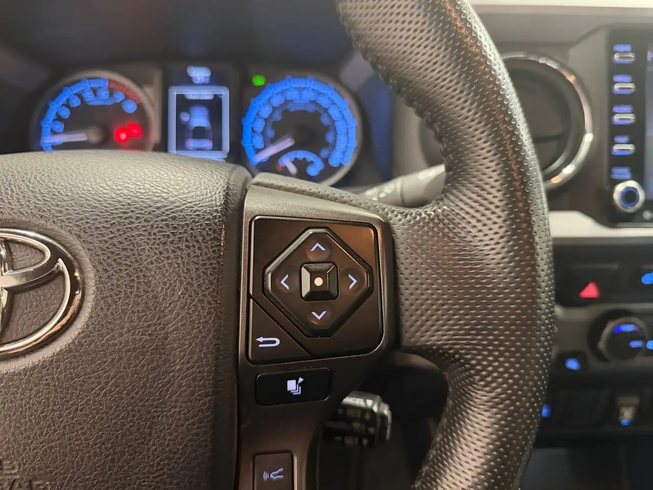 Toyota Tacoma снимка Toyota Tacoma