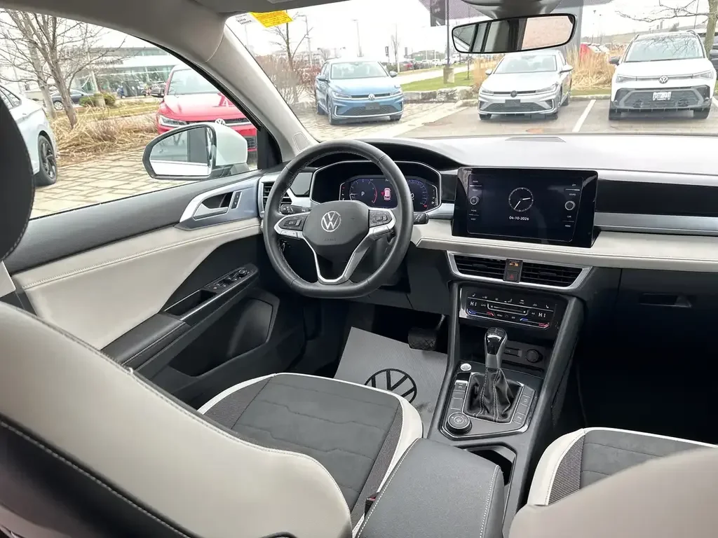 Volkswagen Taos снимка Volkswagen Taos