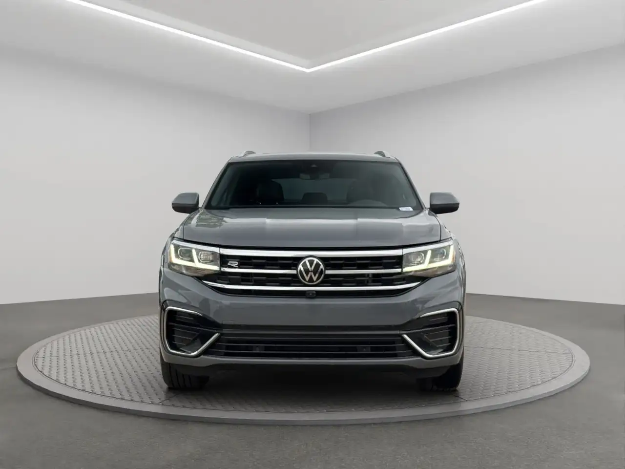 Volkswagen Atlas photo Volkswagen Atlas