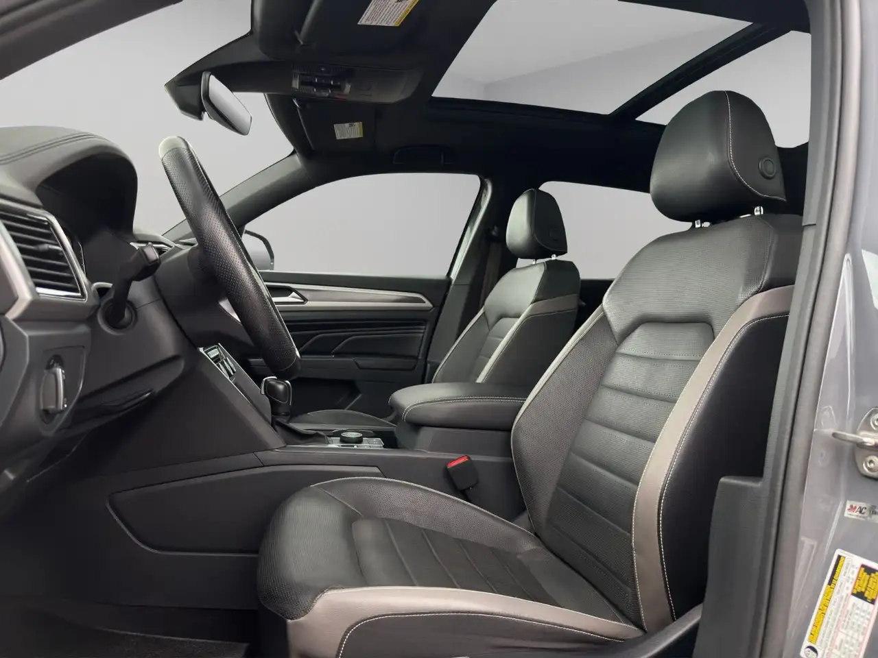 Volkswagen Atlas photo Volkswagen Atlas
