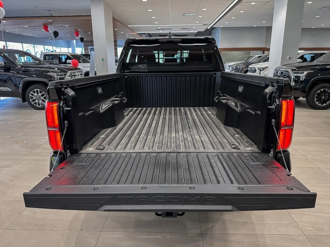 Toyota Tacoma снимка Toyota Tacoma