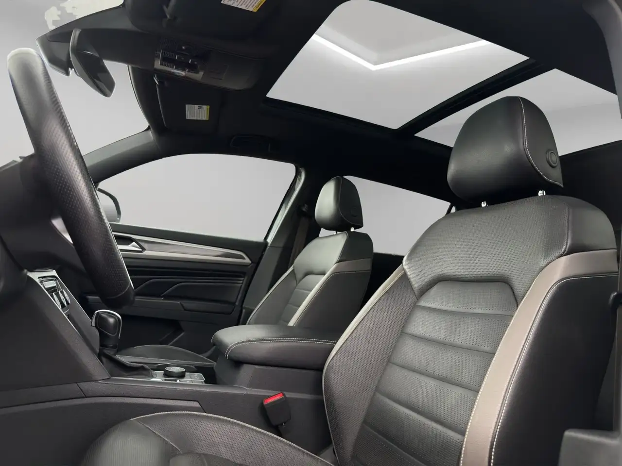 Volkswagen Atlas photo Volkswagen Atlas