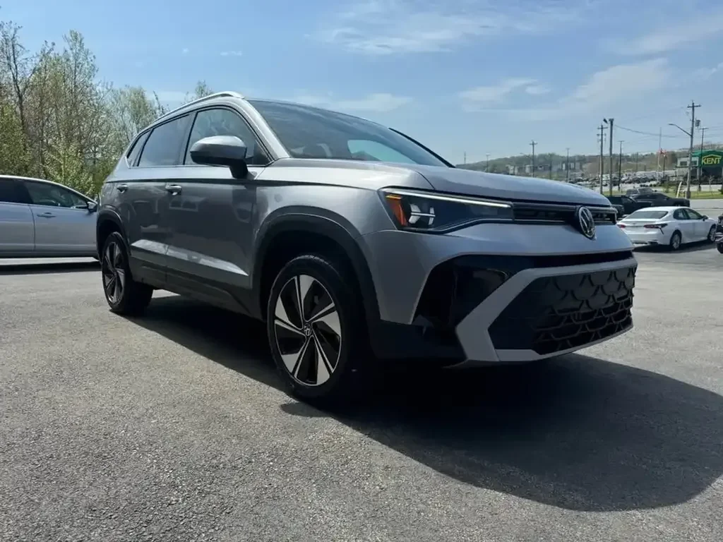 Volkswagen Taos снимка Volkswagen Taos