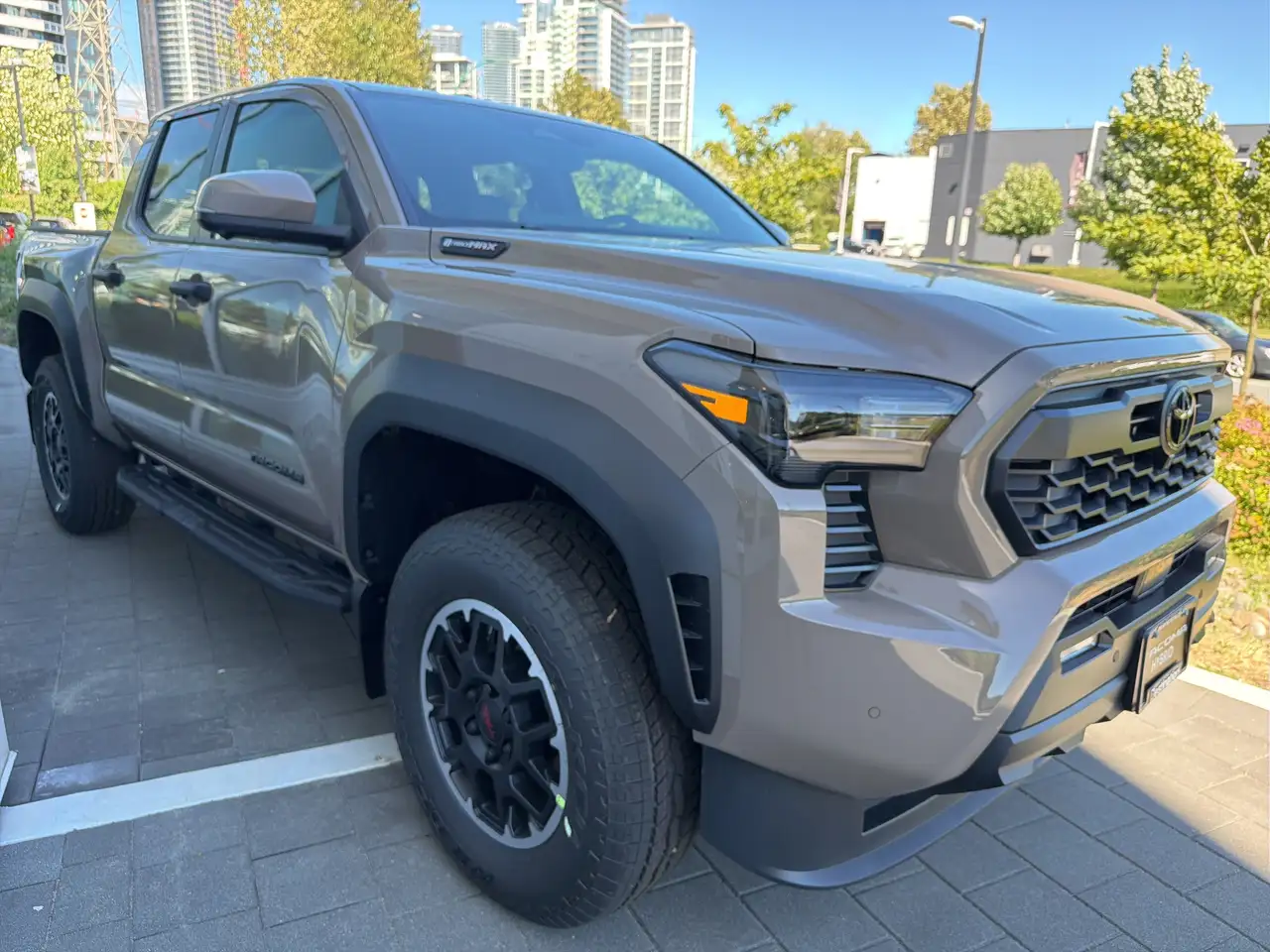 Toyota Tacoma снимка Toyota Tacoma