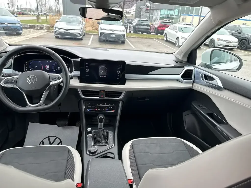 Volkswagen Taos снимка Volkswagen Taos