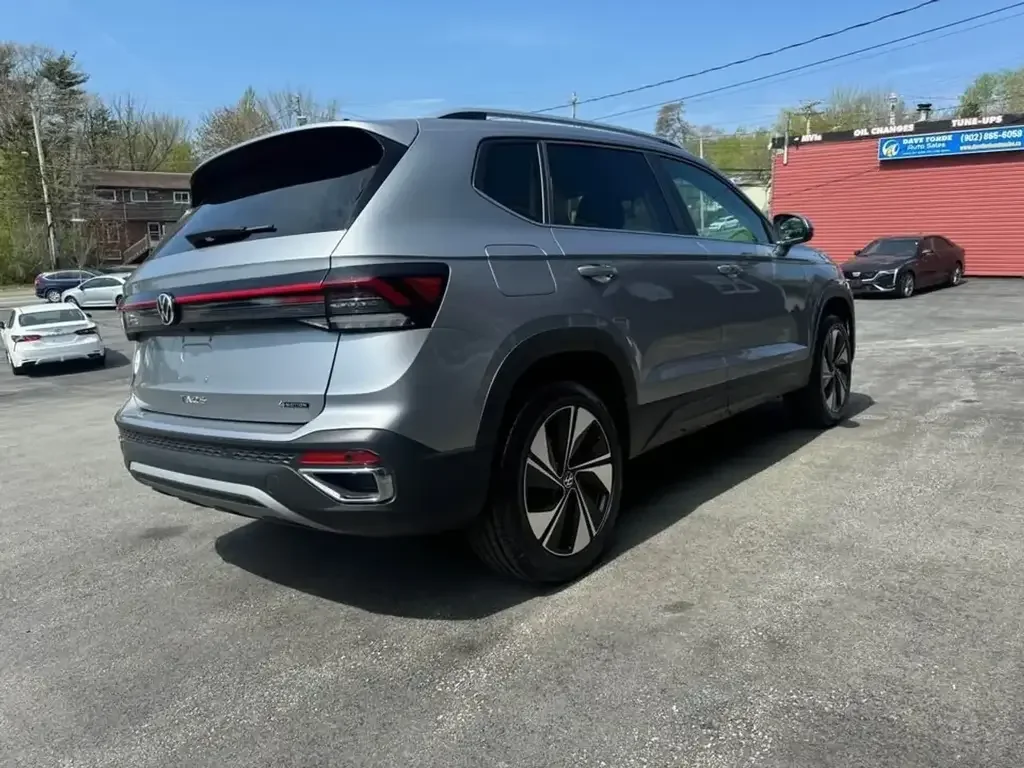 Volkswagen Taos снимка Volkswagen Taos