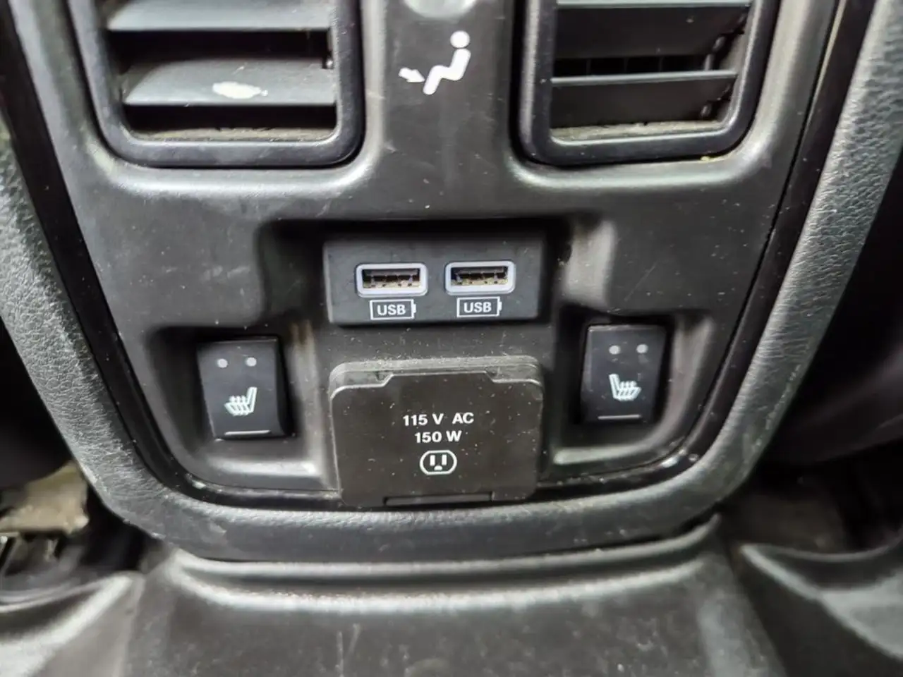 Dodge Durango снимка Dodge Durango