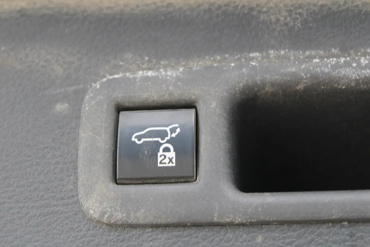 Toyota Sienna снимка Toyota Sienna
