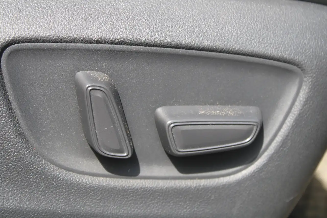 Toyota Sienna снимка Toyota Sienna