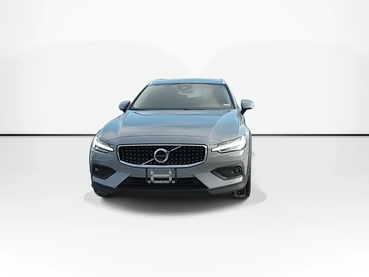 Volvo V60 Cross Country снимка Volvo V60 Cross Country