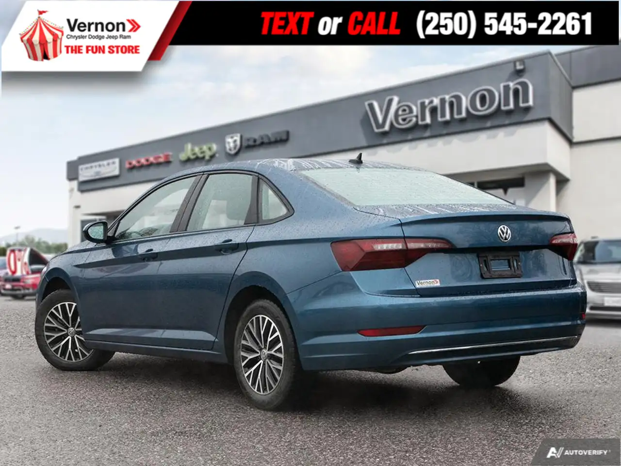 Volkswagen Jetta снимка Volkswagen Jetta