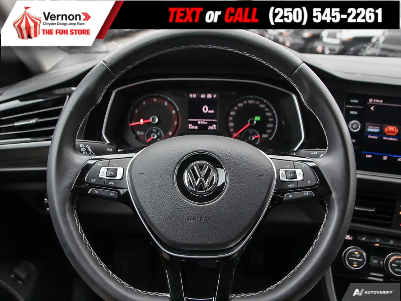 Volkswagen Jetta снимка Volkswagen Jetta