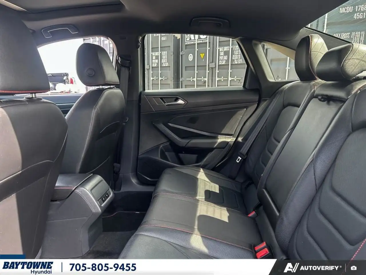 Volkswagen Jetta photo Volkswagen Jetta