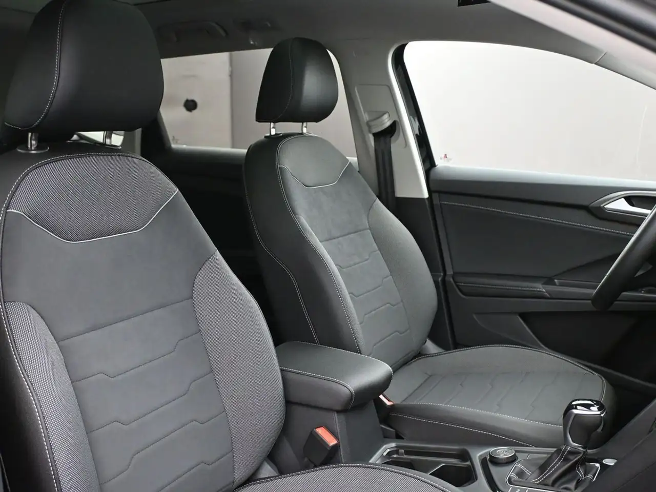 Volkswagen Taos снимка Volkswagen Taos