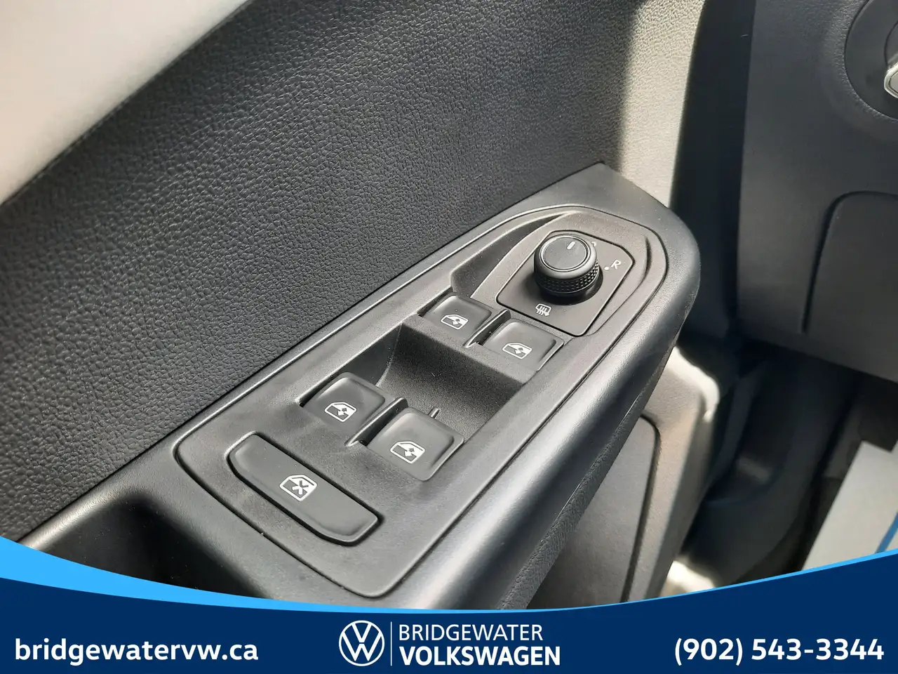 Volkswagen Taos photo Volkswagen Taos