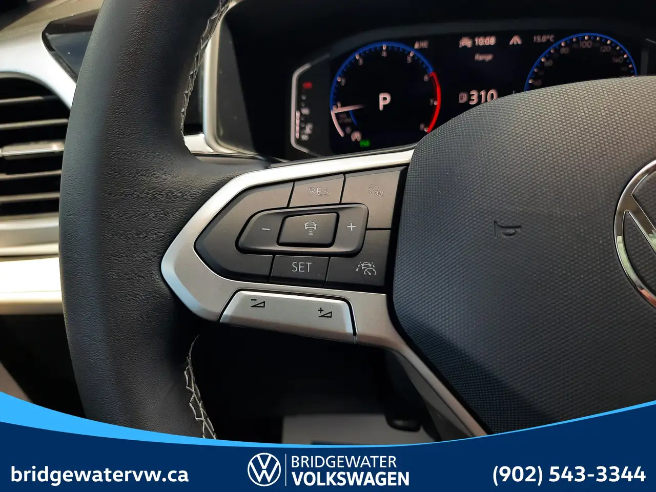 Volkswagen Taos photo Volkswagen Taos