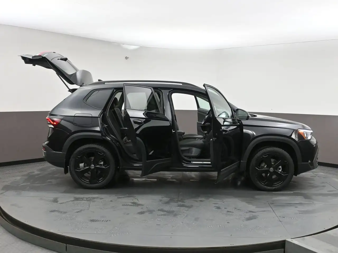 Volkswagen Taos снимка Volkswagen Taos