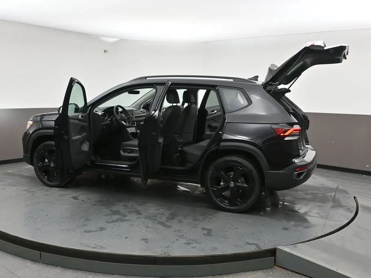 Volkswagen Taos снимка Volkswagen Taos