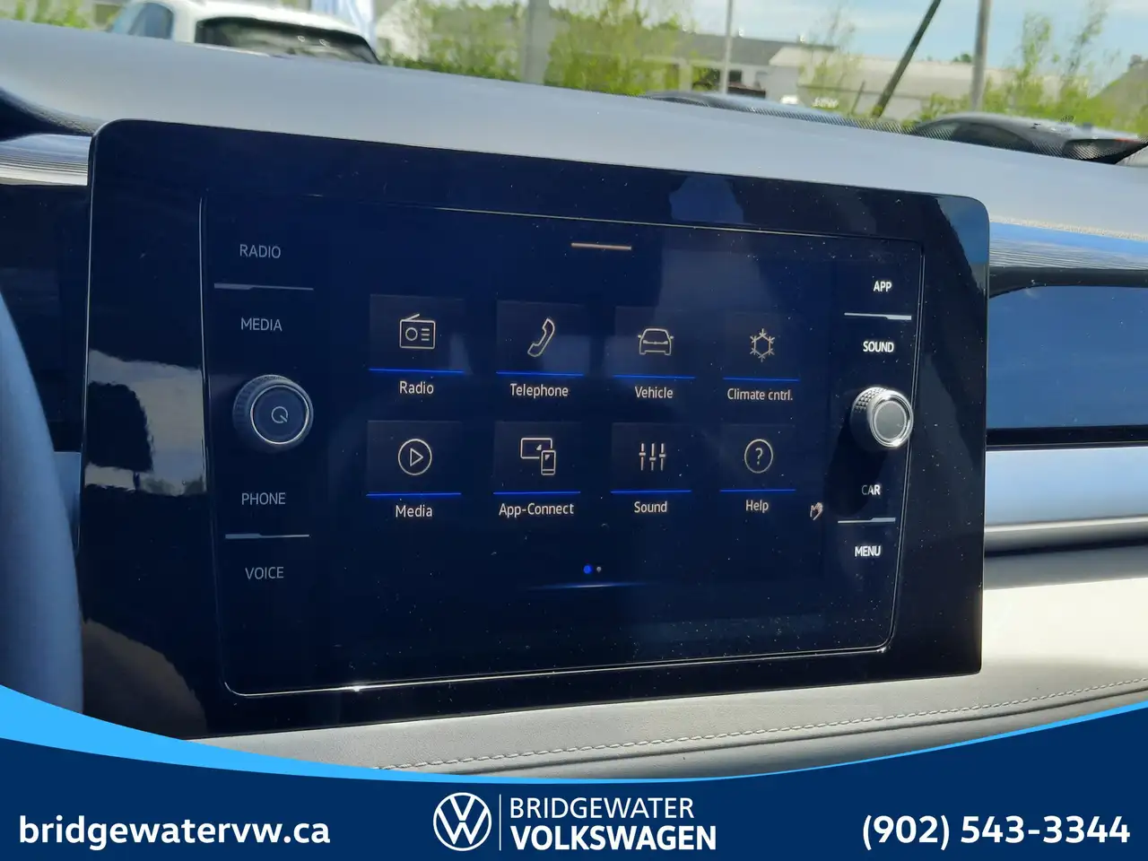 Volkswagen Taos photo Volkswagen Taos