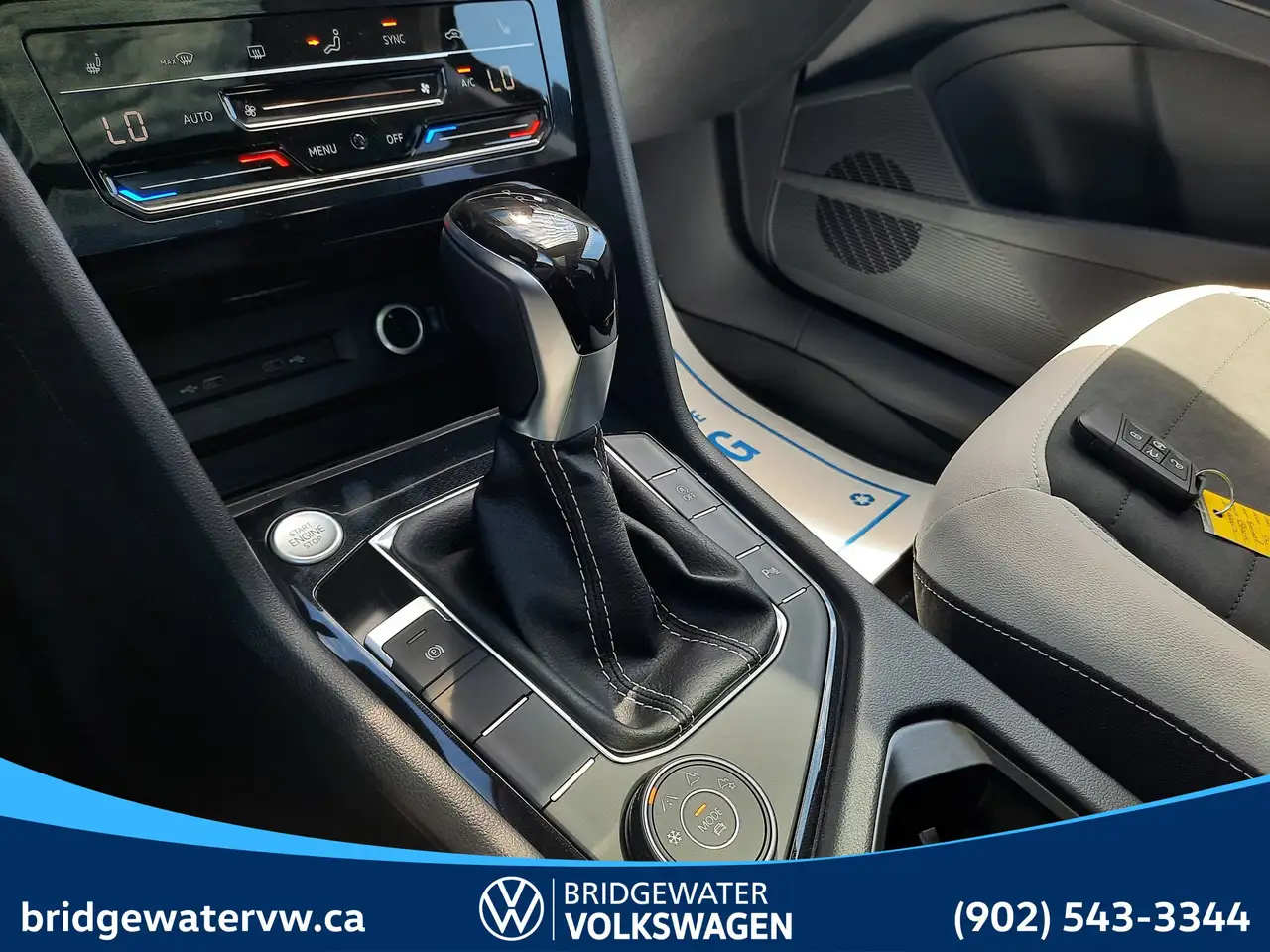 Volkswagen Taos photo Volkswagen Taos