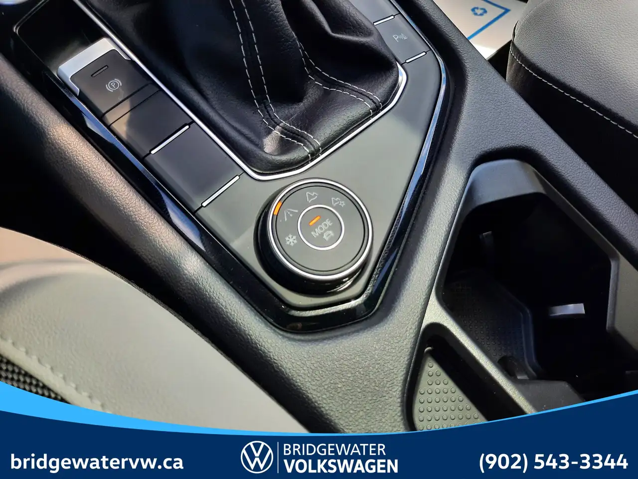 Volkswagen Taos photo Volkswagen Taos